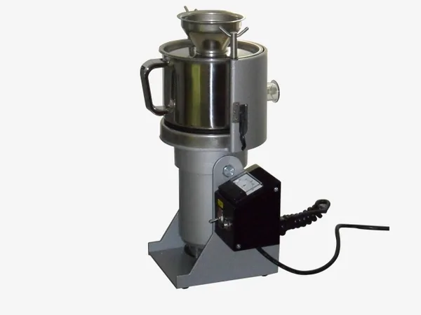 CGM-20 vertical laboratory crusher with air cooling