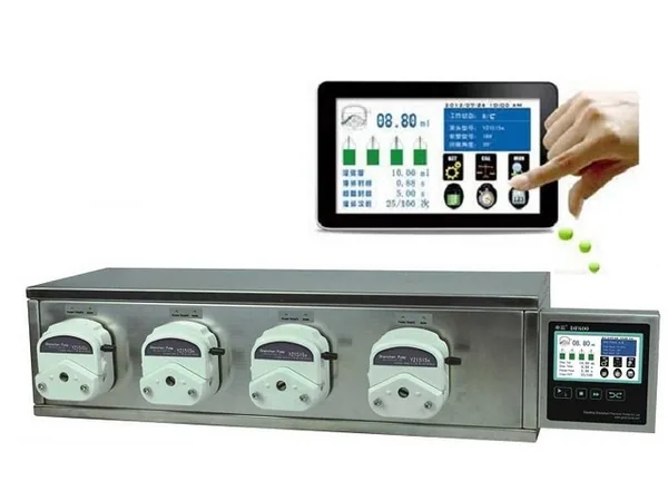 CF600 and DF600 peristaltic filling systems with a touchscreen